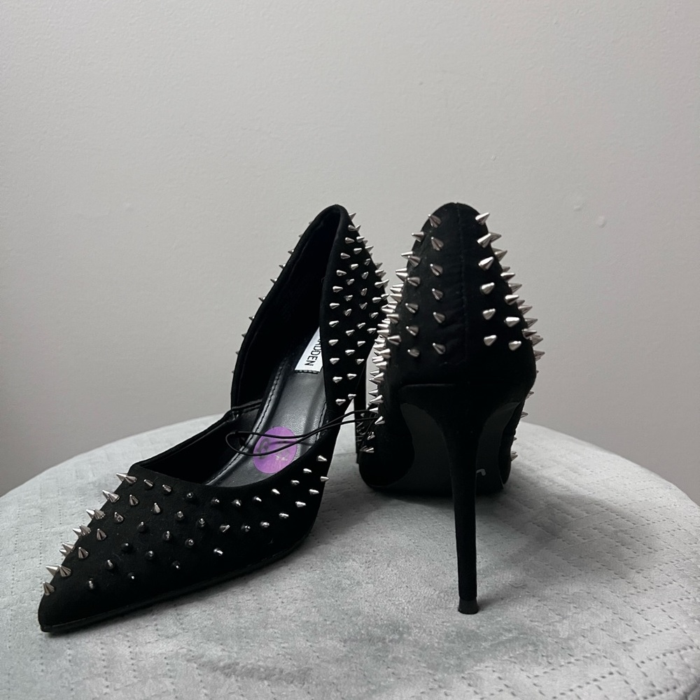 6.5 Steve Madden stiletto! Brand New! NEVER WORN!